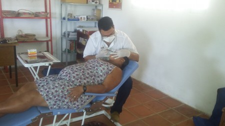 Dr Magela faz uma manhã solidária em córrego dos macacos umas das comunidades mais carentes do município 